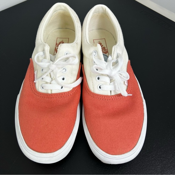 Vans Era Plataform Unisex Sneakers - Picture 3 of 9